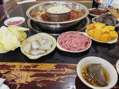 -储奇门鳝鱼火锅(总店)