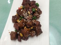 -六和聚传统烤鸭.天津菜(和平店)