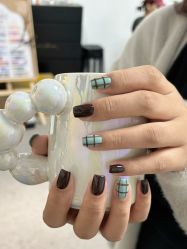 -芊屿芊浔美甲