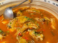 -魏铭鱼头捞饭(晋阳路店)