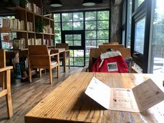 靠窗位-旧雨咖啡·CoffeeFORU(黄村奥体店)