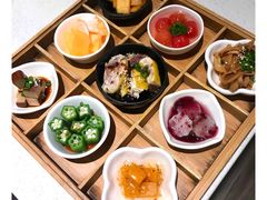 九宫格玲珑前菜-新仙清汤牛腩(铜锣湾店)