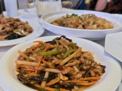鱼香肉丝-凯鸽酒楼(操场城店)