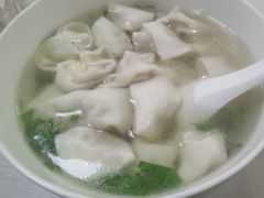 -周震馄饨