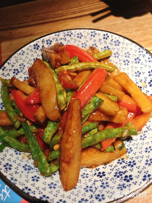 蜜桃餐厅·江浙融合菜(荟聚购物中心店)蜜桃三素图片