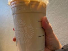 冰拿铁-星巴克臻选(周浦万达店)