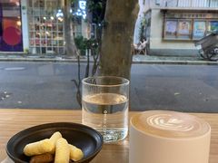 -Onirii Coffee(长乐路店)