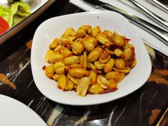 花生米-MOSSO德国餐厅·音乐酒吧(环宇荟店)