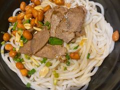 -胖子鱼粉(采霞街店)