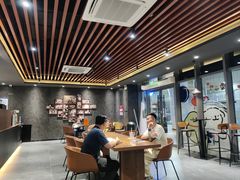 -瑞幸咖啡(岗厦北地铁站东区店)