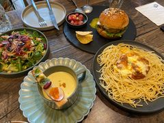 -HIGH FIVE哈福手工汉堡(桂林路店)