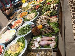 自助取餐区-姜家味锅贴小海鲜