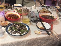 -海盗船. 龙虾烧烤. 酒馆