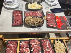 -潮牛宴·鲜牛肉自助火锅烤肉(龙岩新罗万达店)