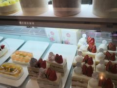 -花花卷卷·鲜食蛋糕(静安久光百货店)