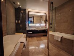 -上海龙之梦万丽酒店