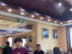 大堂-民族饭荘(新华大街店)