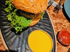 -Let'sBURGERplus·非常创意汉堡(三里屯店)