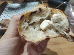 -沁屋面包店(人民东路店)