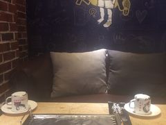-喝丢一只鞋辣炒海鲜小烧烤(三八广场店)