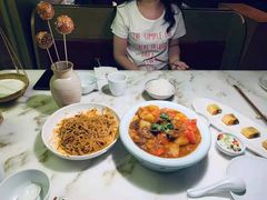 -初蓉丨遇见新川菜(亲贤街荣耀店)