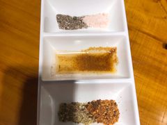 -万兴佳烤肉·长白山老味道(东岸里店)