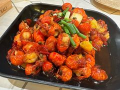-巴厘龙虾·榜首油焖大虾(音乐学院·沿江酒馆店)