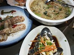 -三姐妹·海鲜大排档