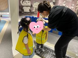 -MINI MARS KIDS CLUB亲子家庭中心(长宁天山店)