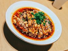 -渝信川菜 · 川味家常菜(财富购物中心店)