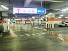 -久光百货-地下停车场