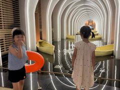 -涨巢·潮玩水疗局