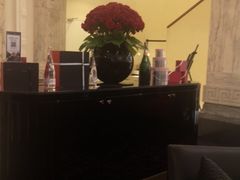-Salon de The de Joel Robuchon(外滩18号店)