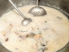 -陈大锅·岳阳鱼馆·地道岳阳菜(美食街店)