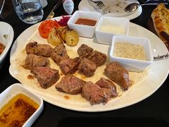 -Efes Turkish & Mediterranean Cuisine 艾菲斯餐厅(陆家嘴店)