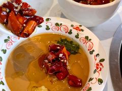 现炸辣椒油-东门口涮肉·砂锅·烤串(老门东店)