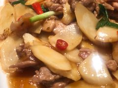 铁棍山药爆五花肉片-缪氏川菜(丰盛町店)