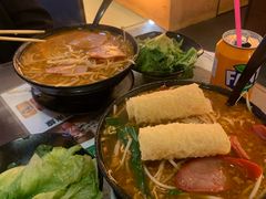 -星林居酸辣米线餐厅