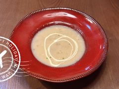 蘑菇奶油汤-Uncle Kosto科斯托·中东菜