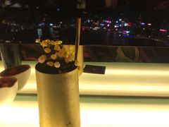 -OZONE 顶楼酒吧(香港丽思卡尔顿酒店)