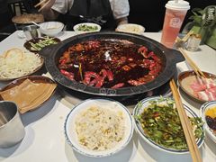 -卤校长老火锅(杨家坪直营店)