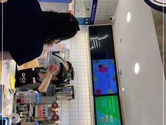-CoCo都可(湖滨银泰店B区店)