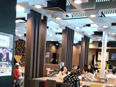 大堂-麦当劳(广州南站店)