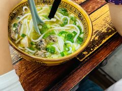 -正宗李家土鸡米线店