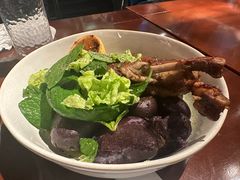 油封鸭腿-MAGPIE喜鹊派餐厅(华侨城店)