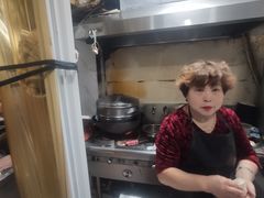 -小许三鲜砂锅馄饨店(家多乐烟酒店)