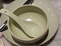 -蝴蝶里·粤菜·点心(滨江龙湖店)