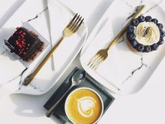 -UNI UNI(环亚凯瑟琳店)