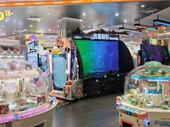 -反斗乐园π·电玩·高空拓展·蹦床(龙华天虹店)