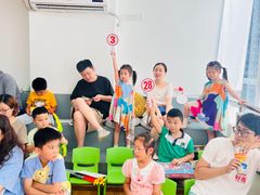 -蓝话筒·少儿成人演讲口才·主持朗诵·戏剧表演(大华第一坊店)